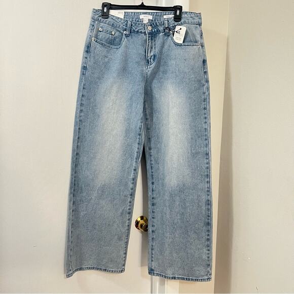 Forever 21 Blue Wide Leg Embroidered Strawberry Bow Jeans Size Large - Picture 2 of 16